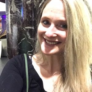 Meet your Posher, Catherine